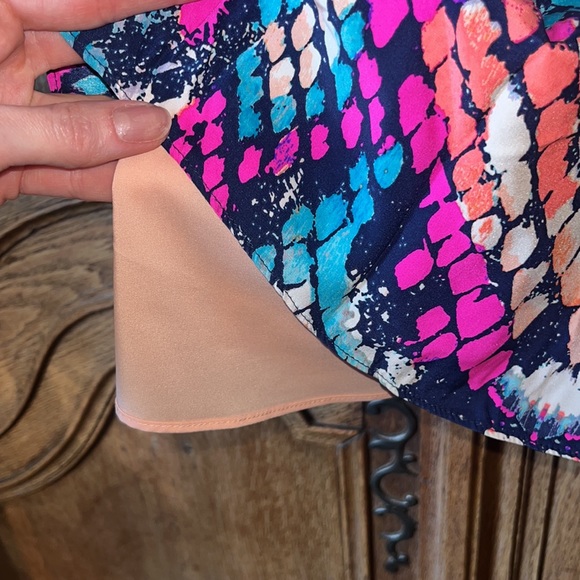 Alice & Trixie Silk Top Multicolor Reptile Print - Picture 6 of 12